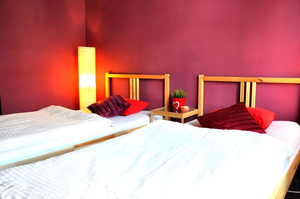 Hostel Awangarda Posen Zimmer foto